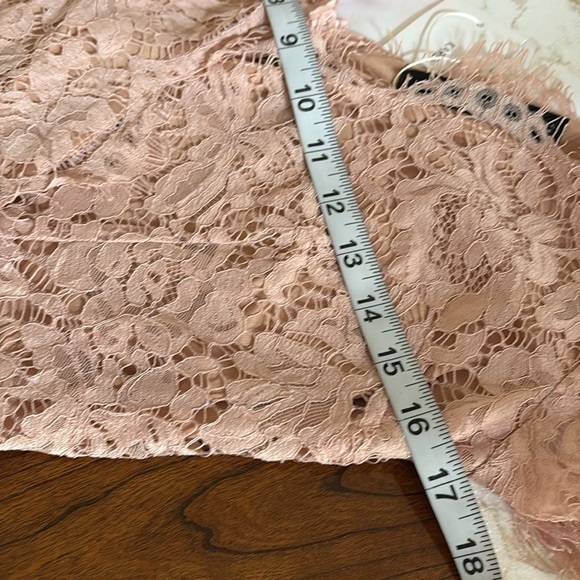 Karen Millen women’s lace stretch bodysuit scallop eyelash lace blush pink 4 - Picture 10 of 16